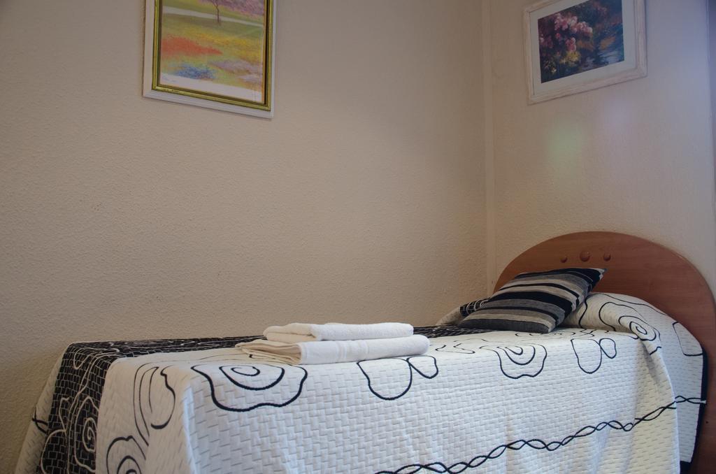 Hostal Aribau Barcelona Cameră foto